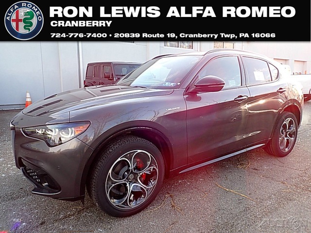 2025 Alfa Romeo Stelvio