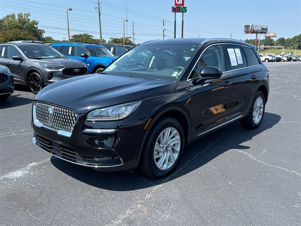 2022 Lincoln Corsair Standard photo 6