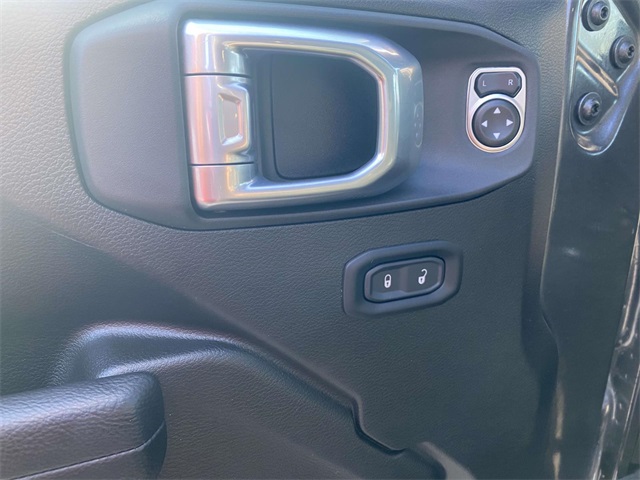 2024 Jeep Wrangler Sport S photo 18