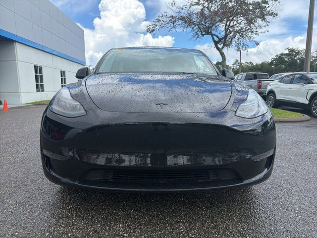 2024 Tesla Model Y Long Range photo 2