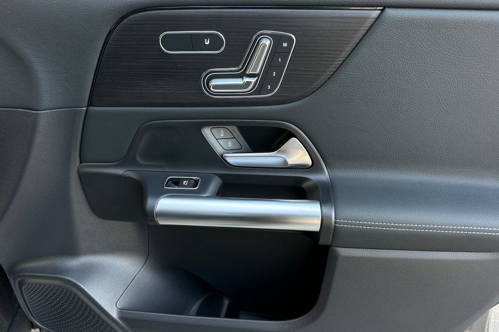 2026 Mercedes Benz GLA 250 photo 29