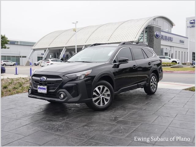 2025 Subaru Outback Premium's photo