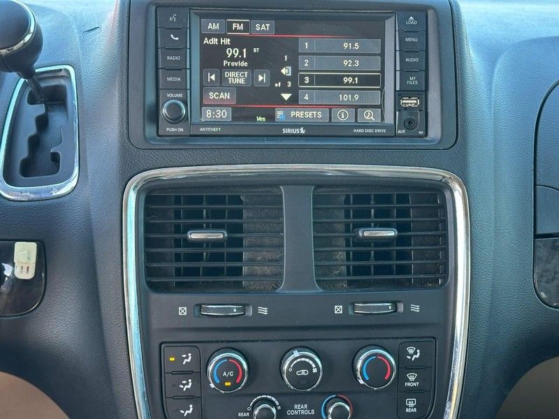 2016 Dodge Grand Caravan SXT photo 12