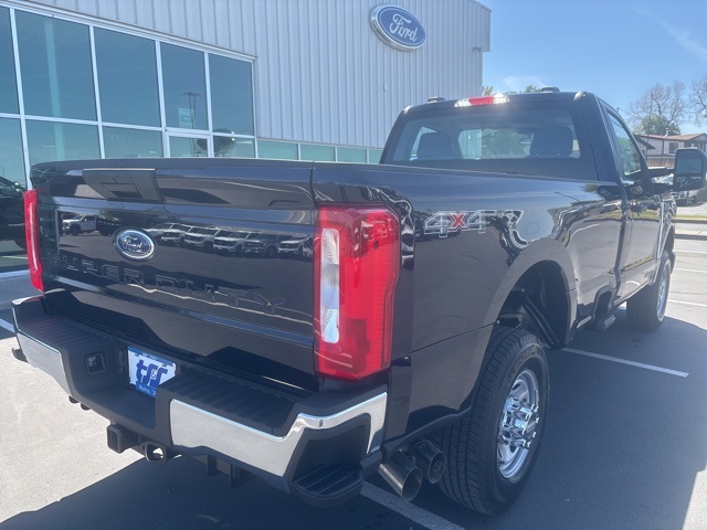 2025 Ford F-250 XL photo 3
