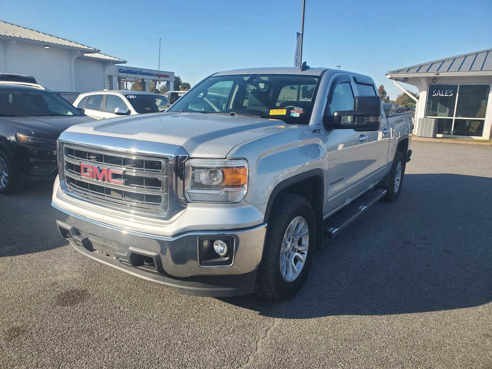 2015 GMC Sierra 1500 SLE's photo