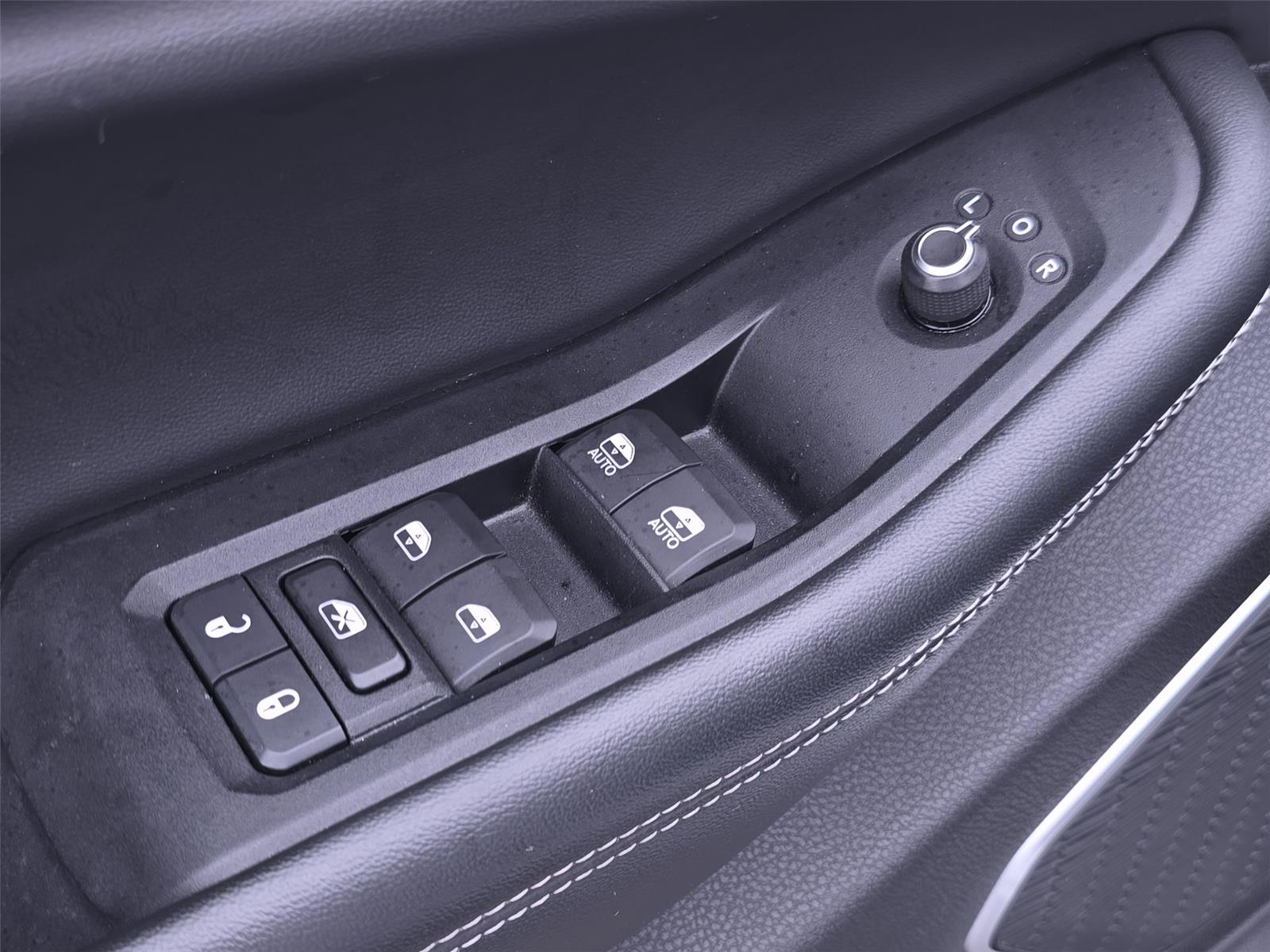 2022 Jeep Grand Cherokee Limited photo 21