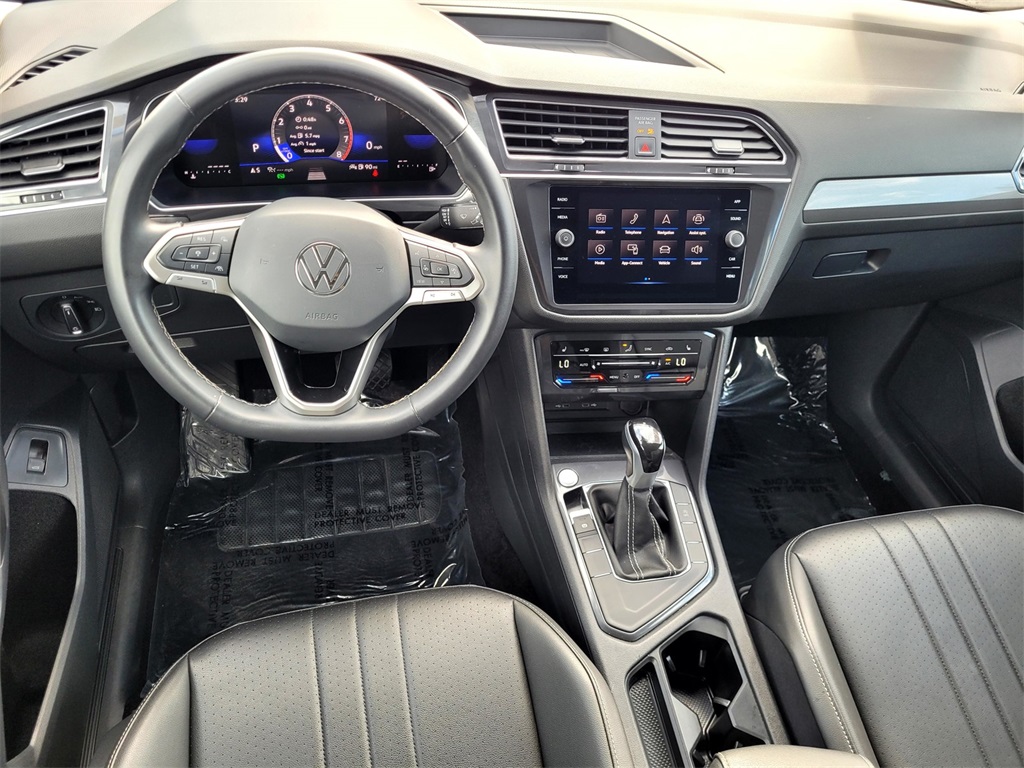 2024 Volkswagen Tiguan SE Wolfsburg Edition photo 27