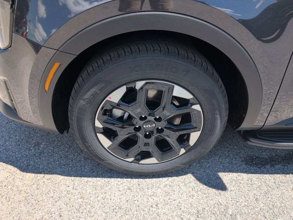2025 Kia Sorento S photo 4