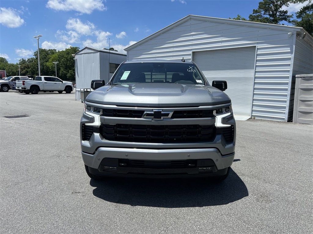 2025 Chevrolet Silverado 1500 RST photo 3