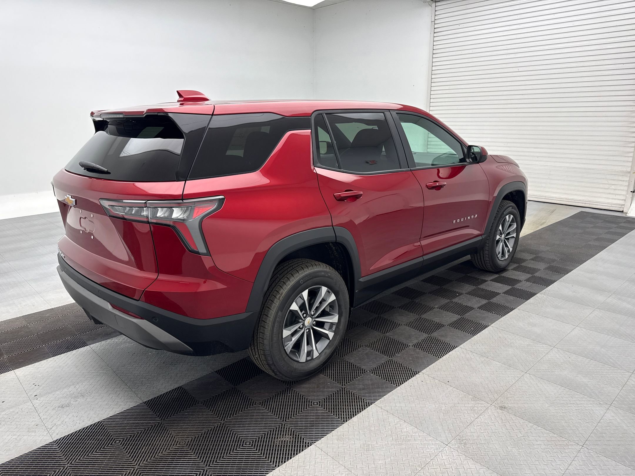 2026 Chevrolet Equinox LT photo 8