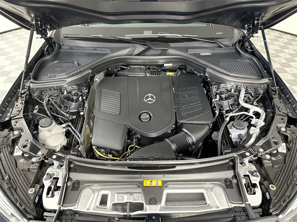 2026 Mercedes Benz GLC 300 photo 26