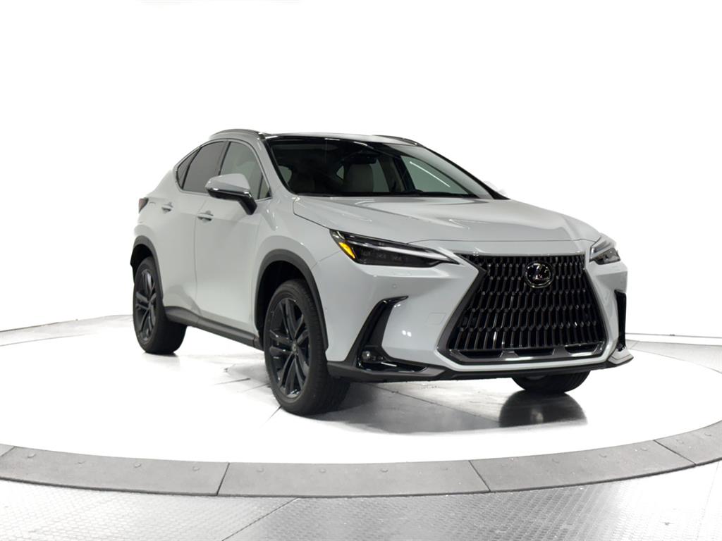 2026 Lexus NX PHEV 450h+'s photo
