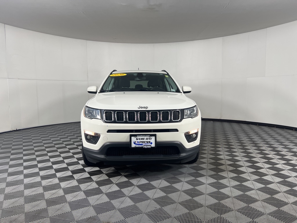 2020 Jeep Compass Latitude photo 3