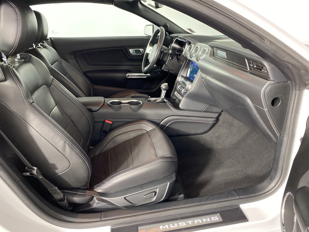 2022 Ford Mustang EcoBoost Premium photo 37