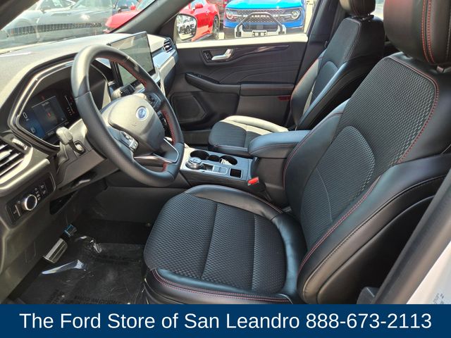 2024 Ford Escape ST-Line photo 14