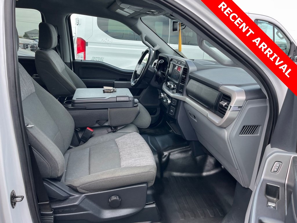 2023 Ford F-150 XLT photo 3