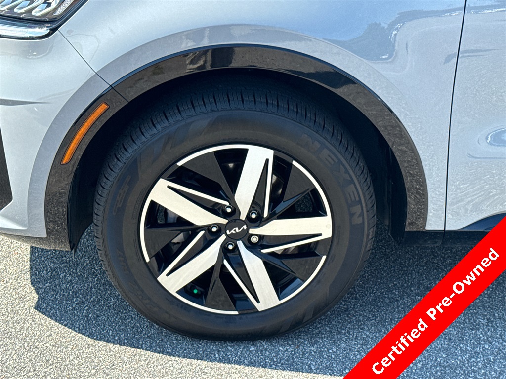 2023 Kia Sorento EX photo 11