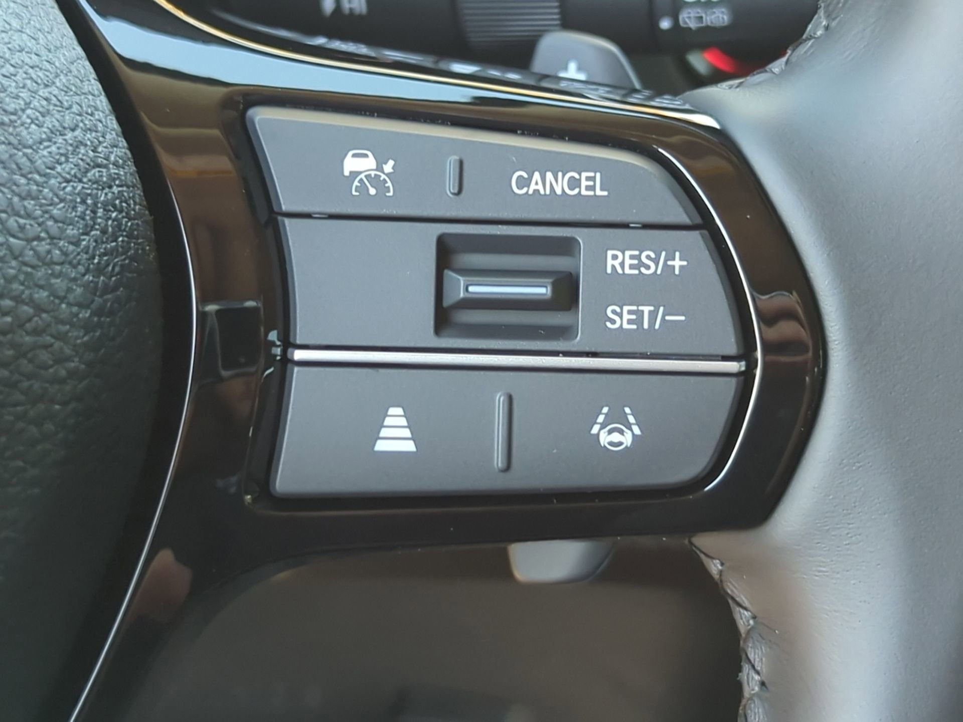 2025 Honda Pilot Touring photo 31