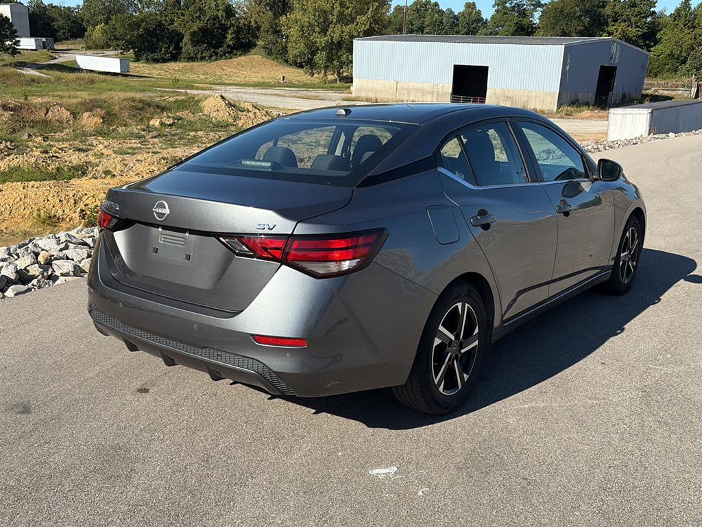 2024 Nissan Sentra SV photo 3