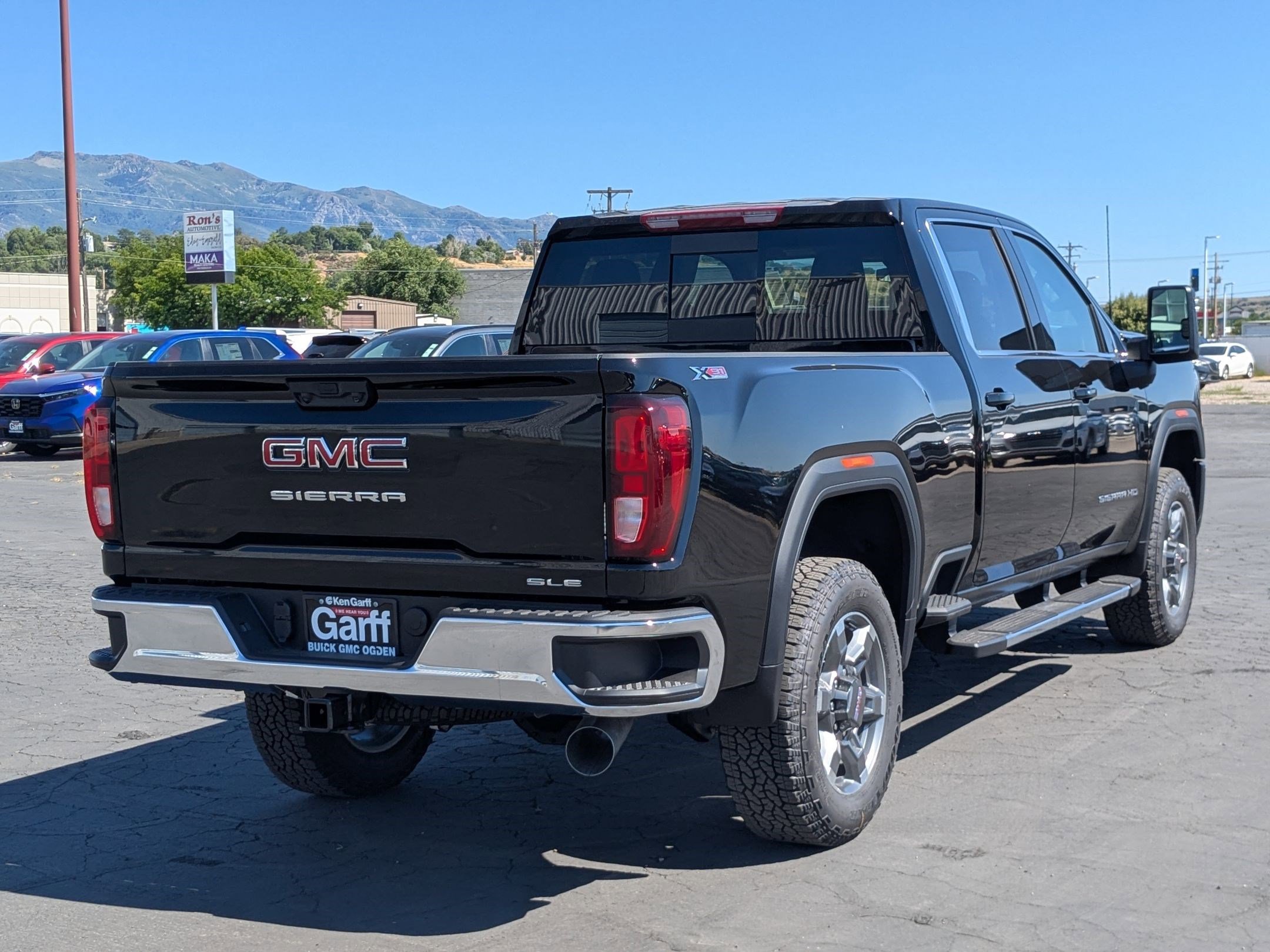 2025 Gmc Sierra 2500 HD SLE photo 2