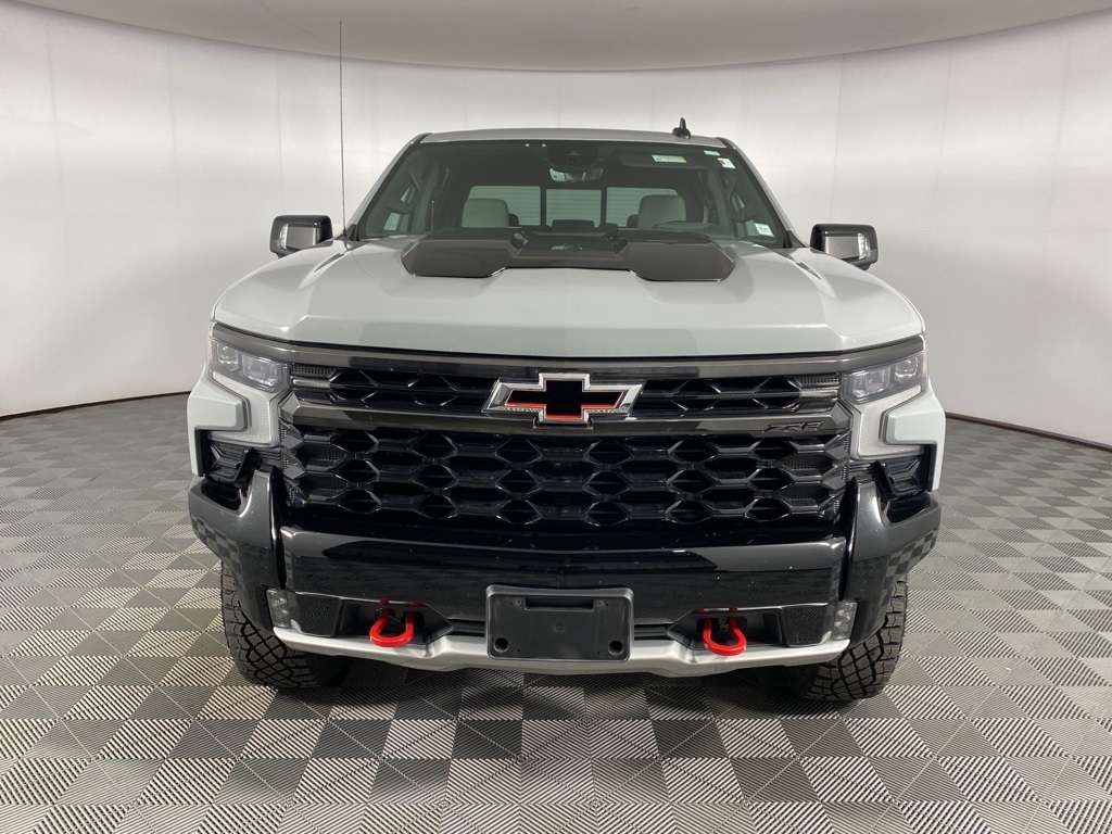 2024 Chevrolet Silverado 1500 ZR2 photo 3