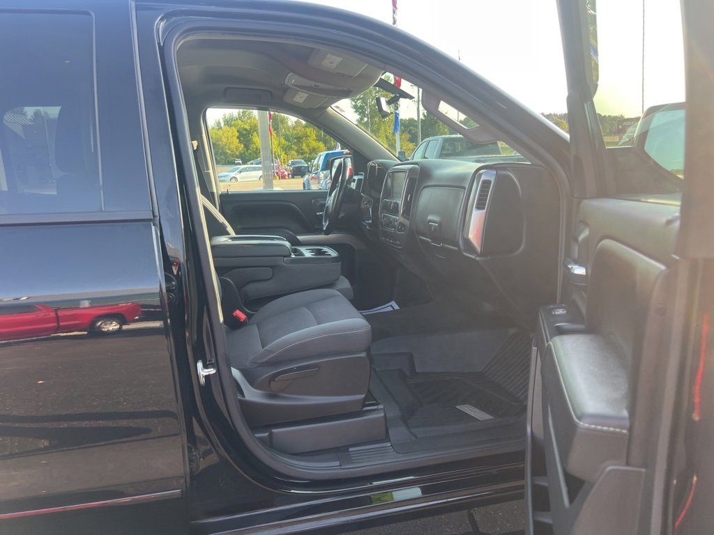 2018 Chevrolet Silverado 1500 LT photo 20
