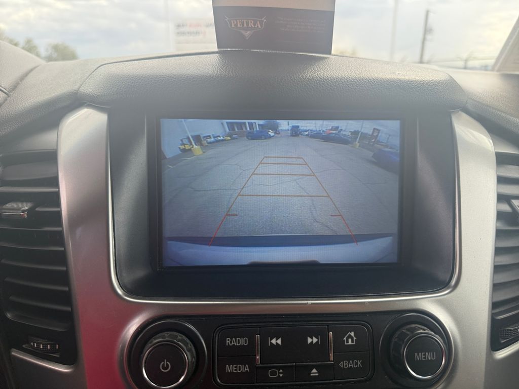 2019 Chevrolet Tahoe LT photo 12