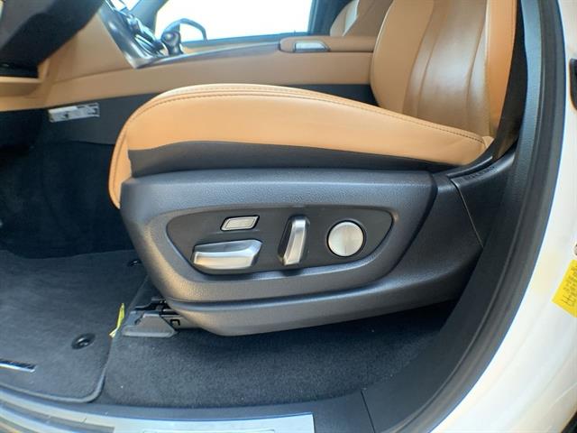 2022 Lexus LX 600 Luxury photo 12