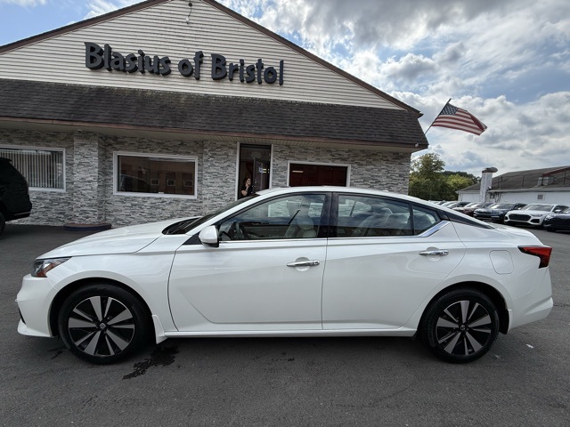 2022 Nissan Altima 2.5 SL photo 4