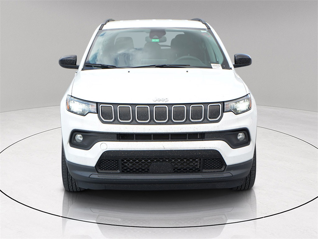 Used 2022 Jeep Compass Latitude with VIN 3C4NJCBB1NT204982 for sale in Coral Gables, FL