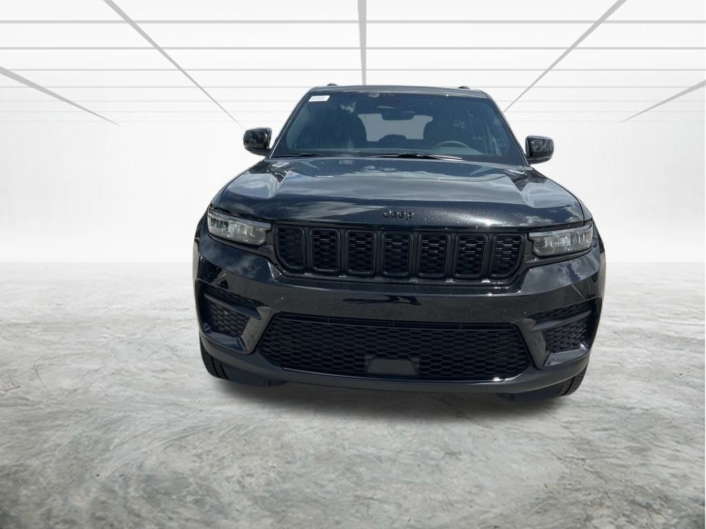 2025 Jeep Grand Cherokee Altitude X photo 8