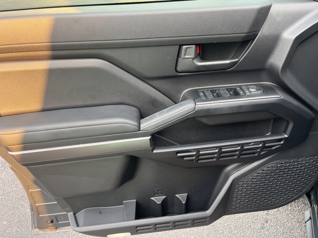 2025 Toyota 4Runner SR5 photo 3