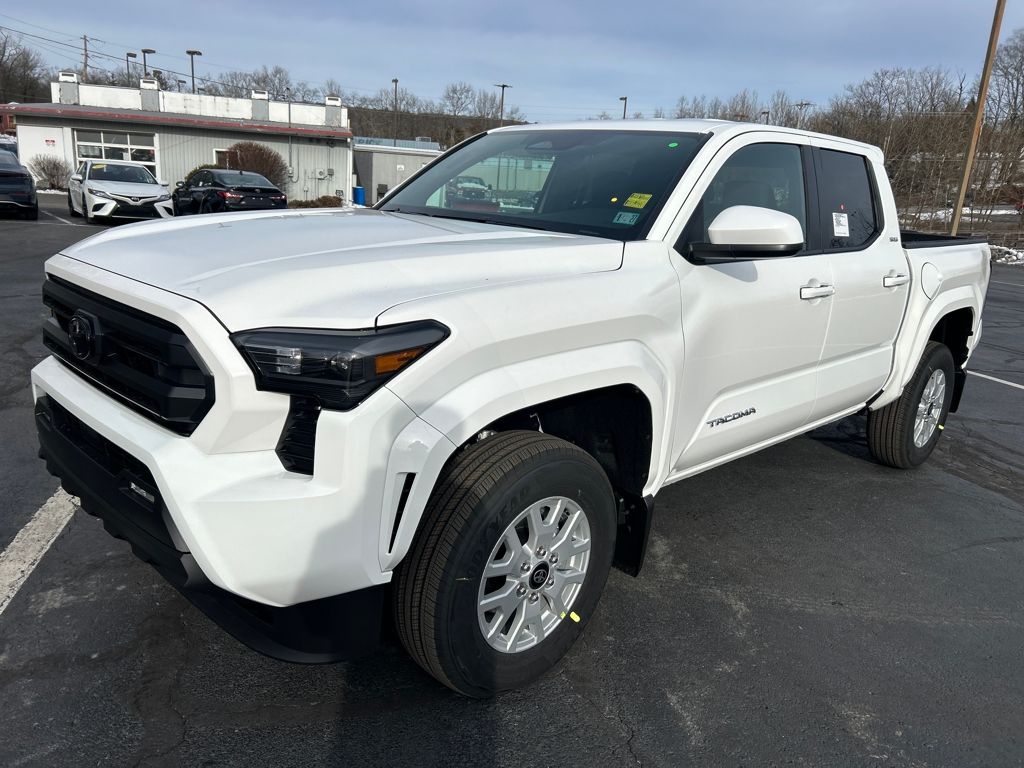 2026 Toyota Tacoma SR5's photo
