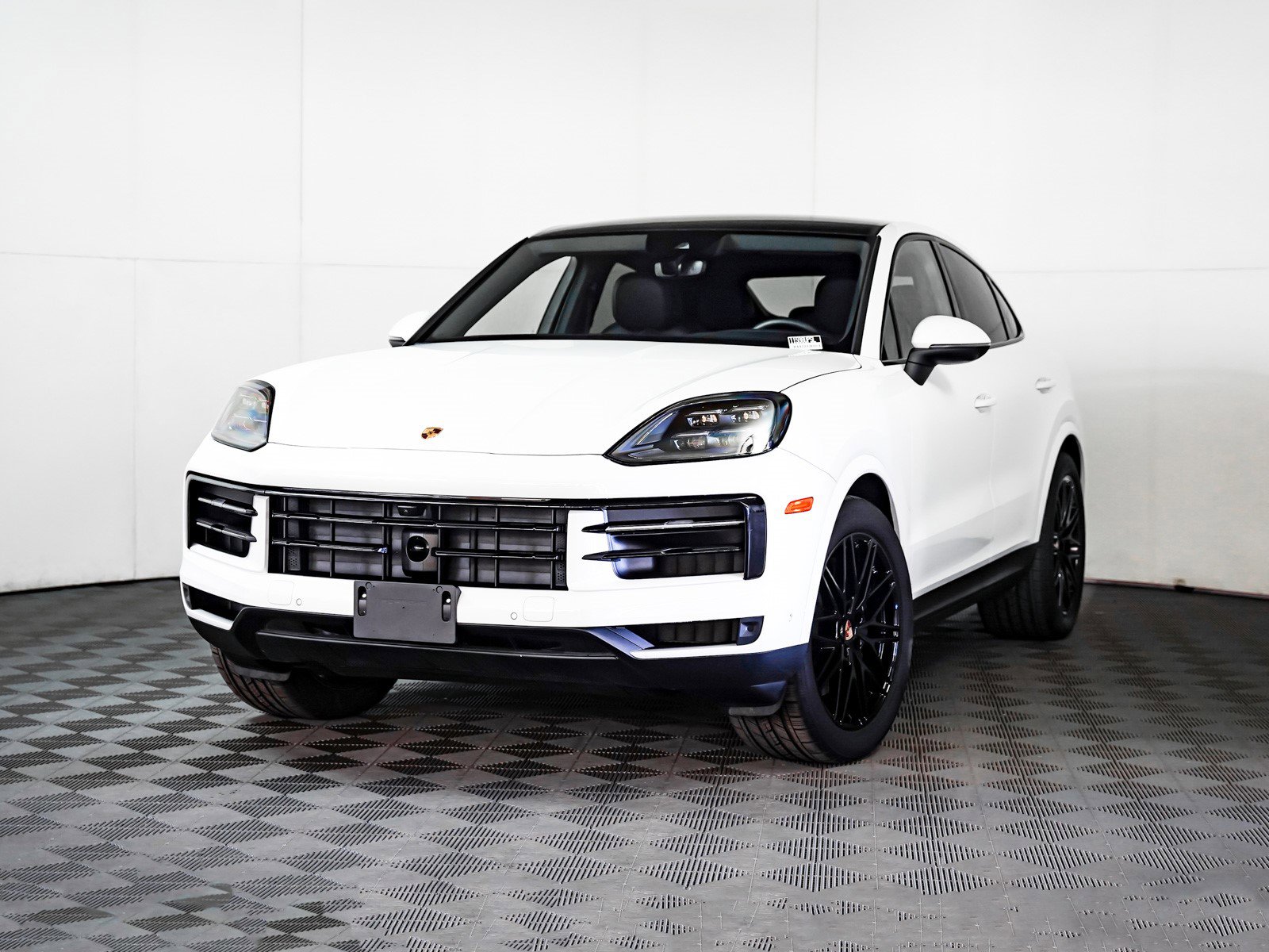 2025 Porsche Cayenne Coup Base's photo
