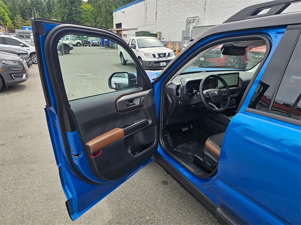 2025 Ford Bronco Sport Outer Banks photo 19