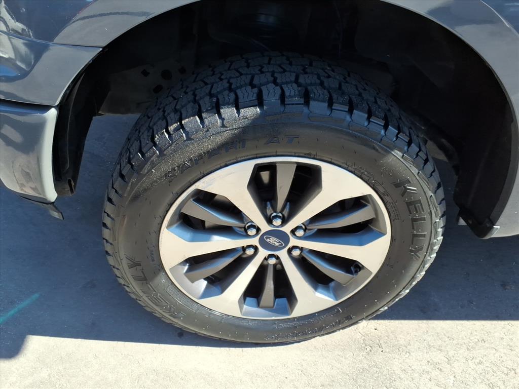 2020 Ford F-150 XL photo 4