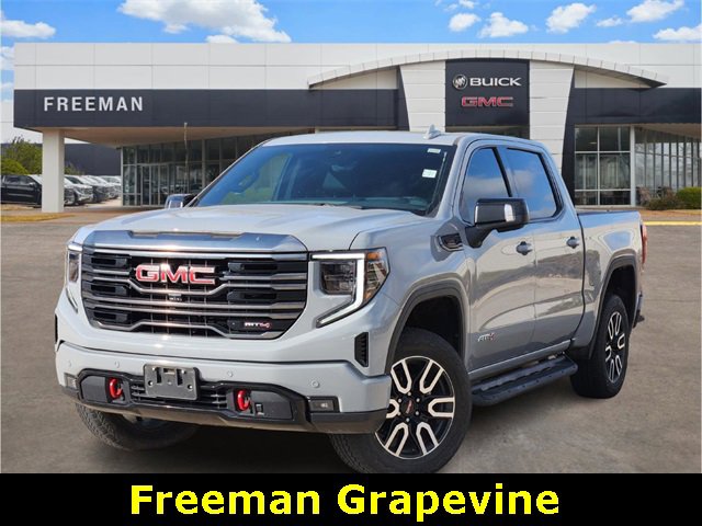 2024 GMC Sierra 1500 AT4's photo