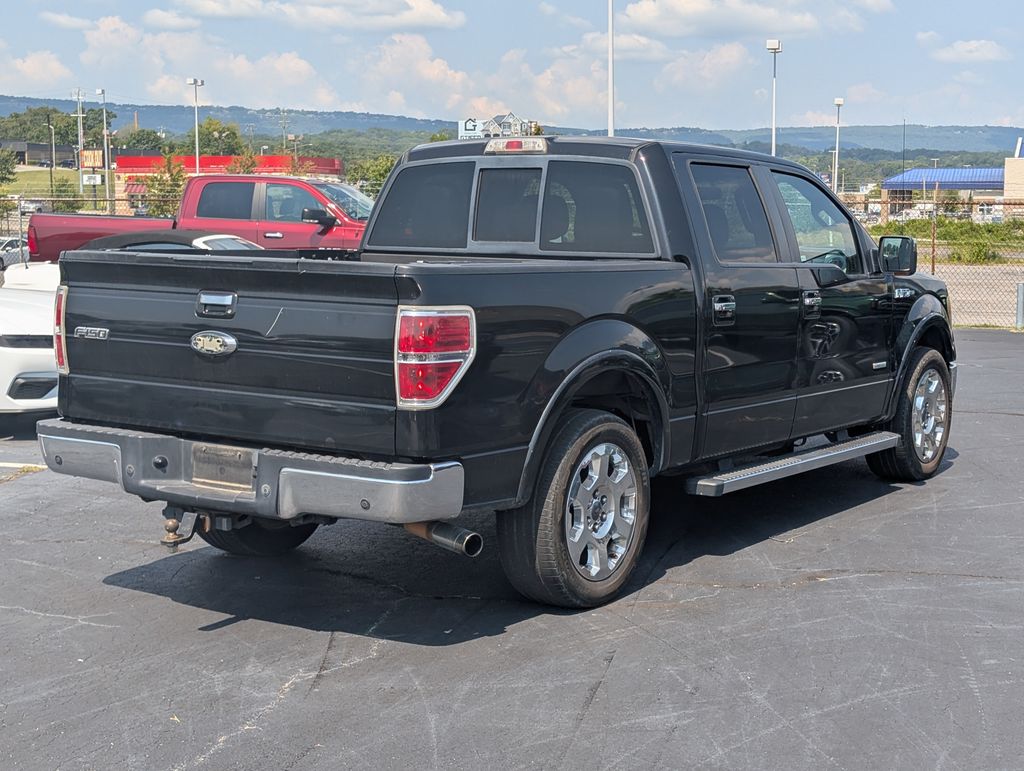 2011 Ford F-150 Lariat photo 2