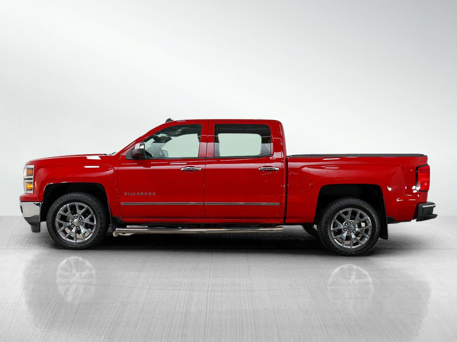 Used 2014 Chevrolet Silverado 1500 2LT with VIN 3GCUKREC3EG341446 for sale in Burnsville, Minnesota