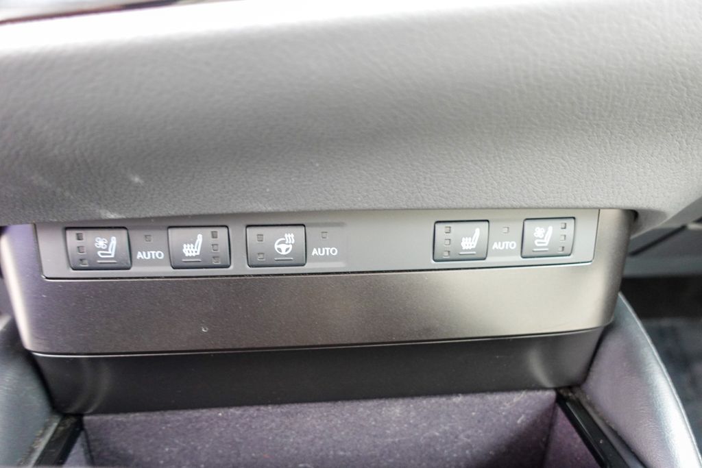 2024 Lexus ES 350 Premium photo 20