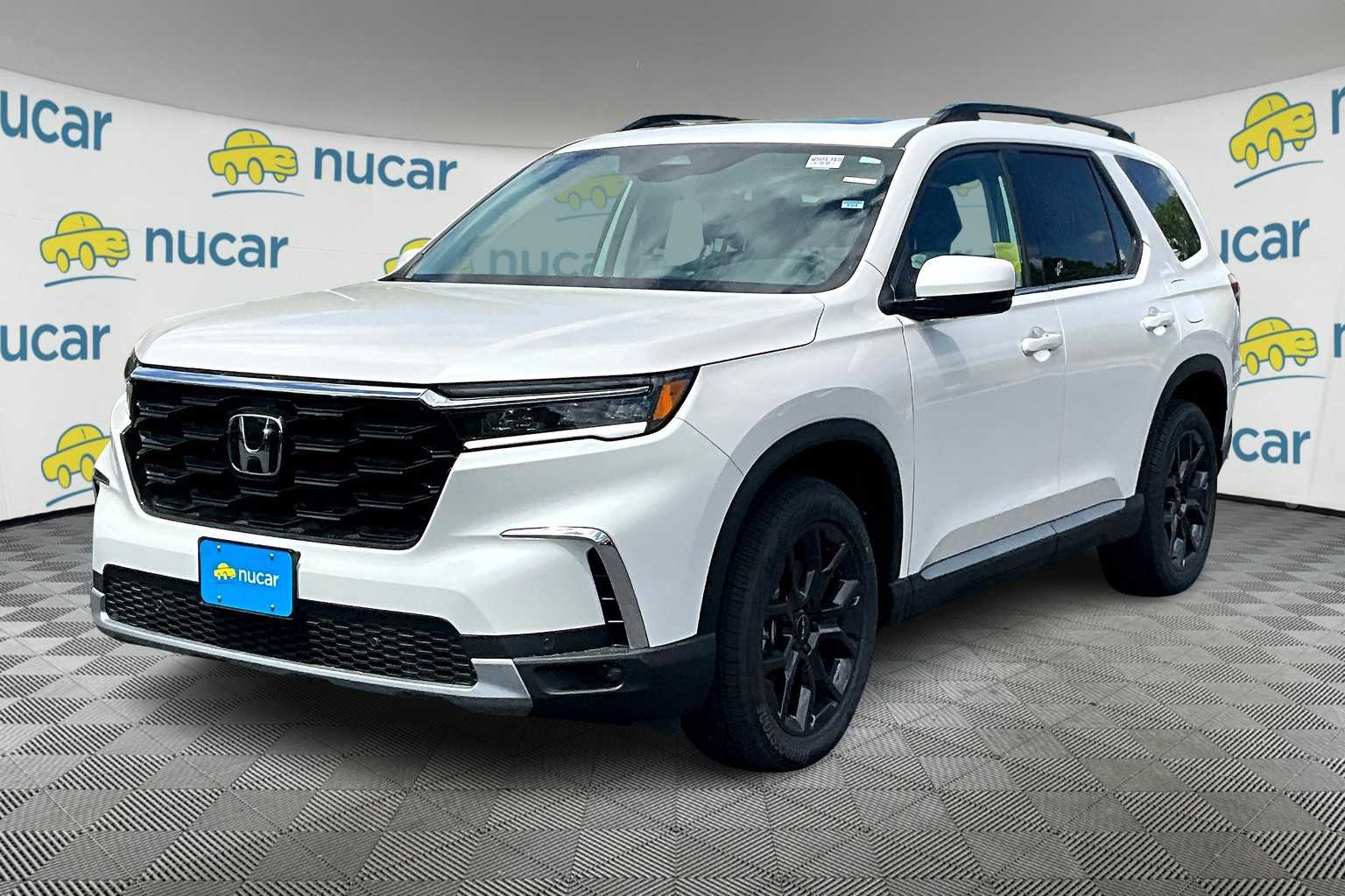 2025 Honda Pilot Touring photo 2