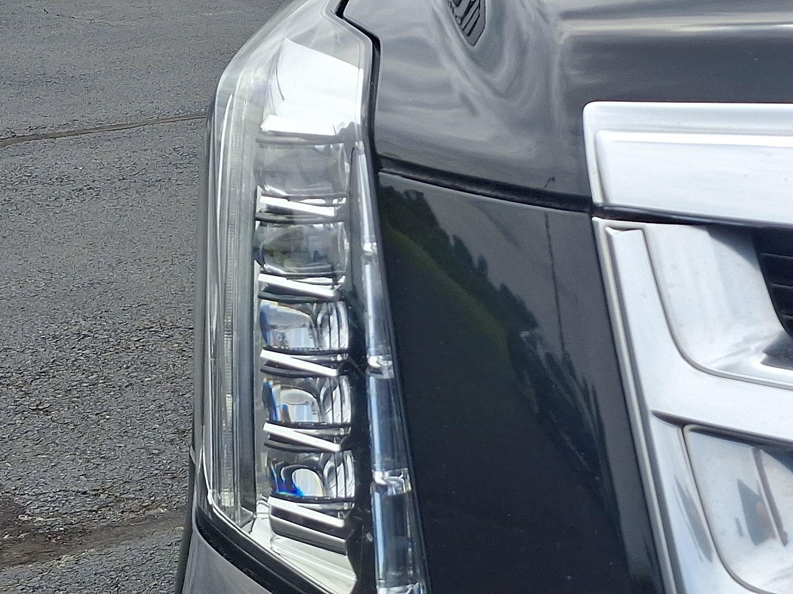 2017 Cadillac Escalade Luxury photo 9
