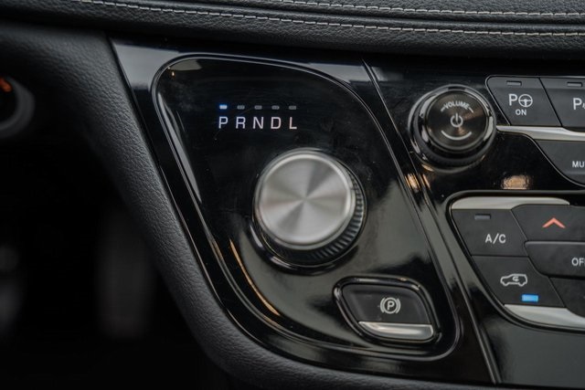 2019 Chrysler Pacifica Limited photo 26