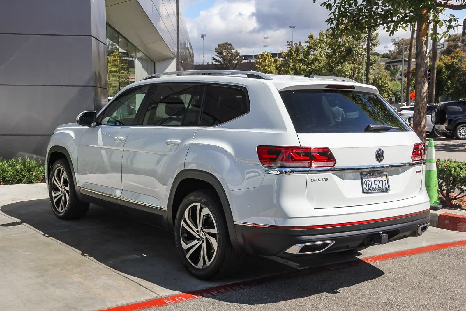 2022 Volkswagen Atlas V6 SEL photo 4