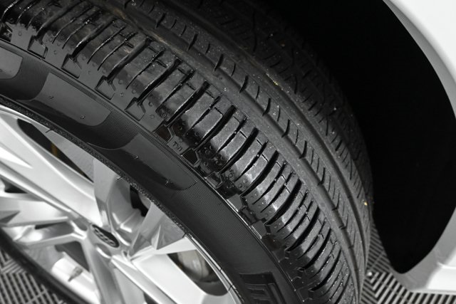 2024 Audi Q7 45 Premium photo 25