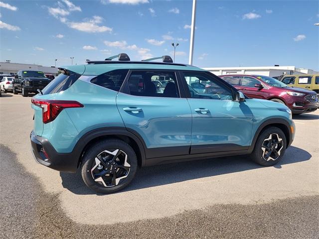 2026 Kia Seltos EX photo 2