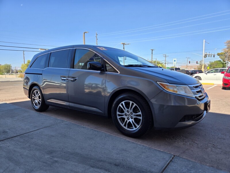 2012 Honda Odyssey EX photo 4