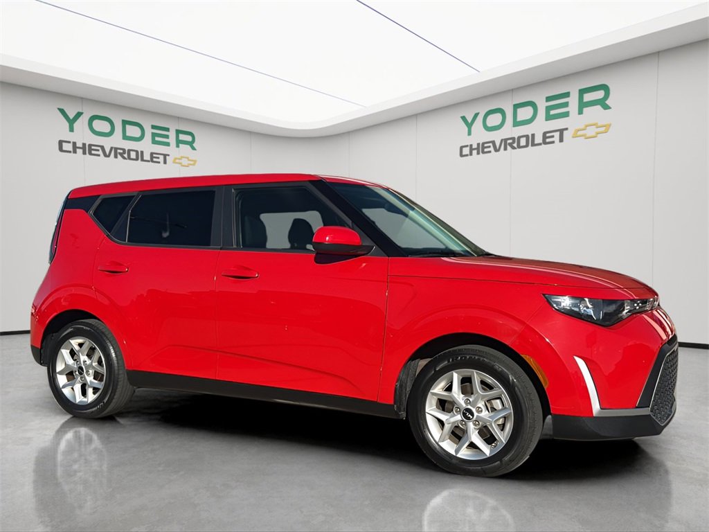 2023 Kia Soul LX photo 5