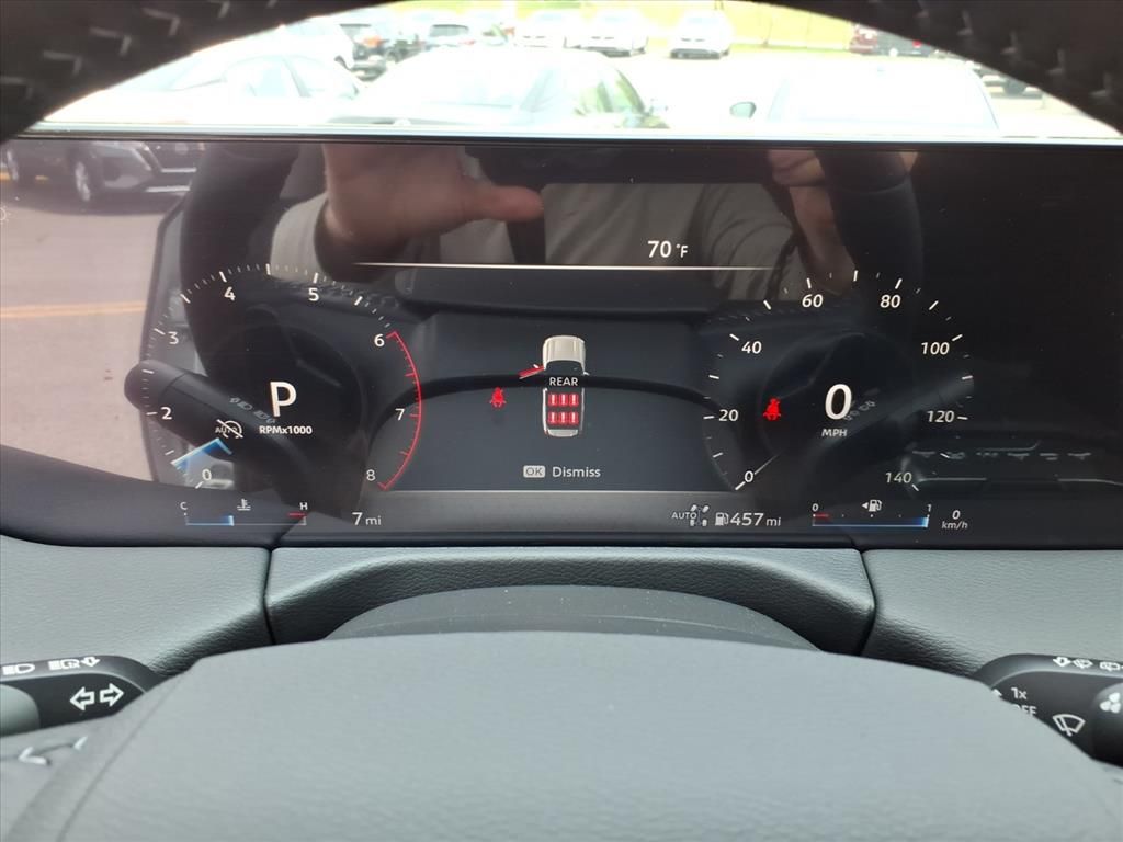 2026 Nissan Armada SV photo 16