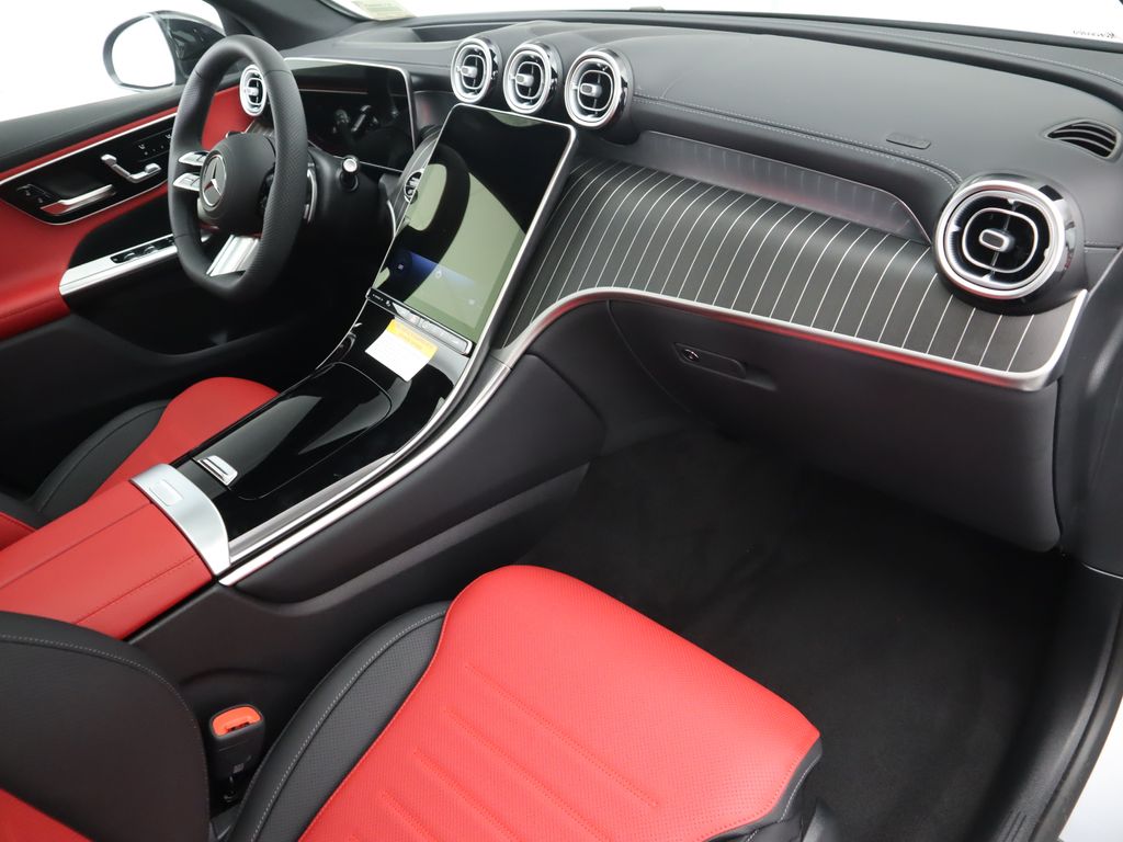 2026 Mercedes Benz GLC 300 photo 18